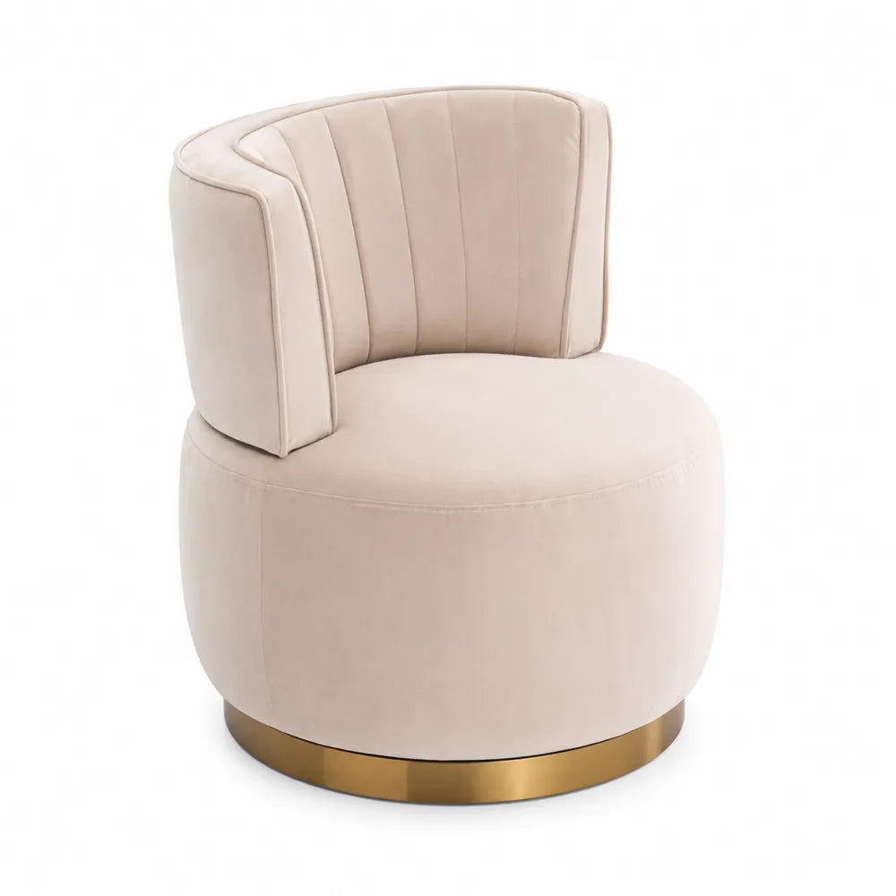 Poltroncina in velluto beige con base in metallo dorato