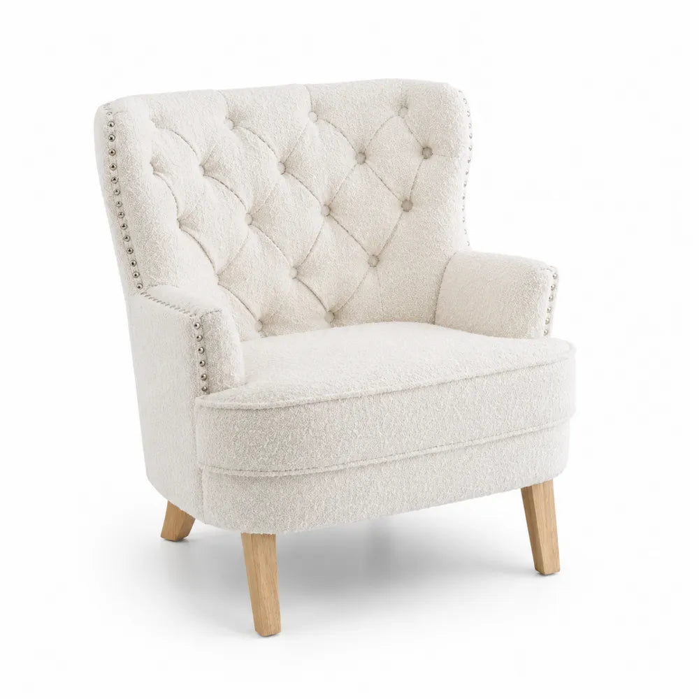 Poltrona in tessuto poliestere bianco crema con gambe in legno massello